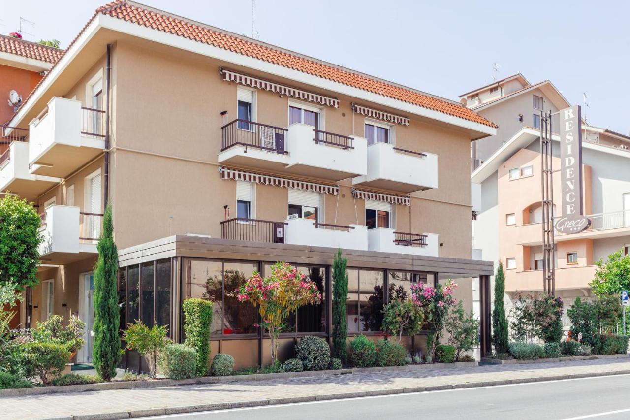 Residence Greco San Bartolomeo Al Mare Exterior foto