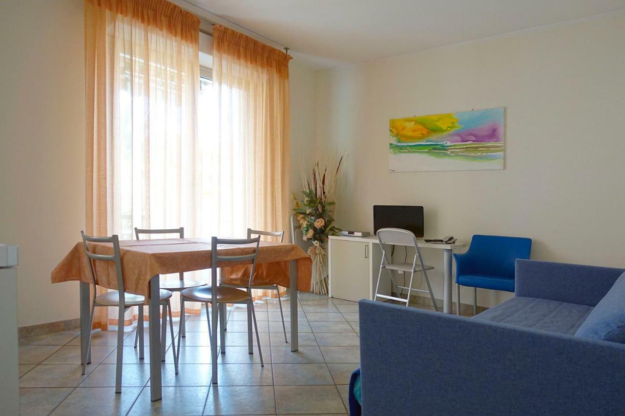 Residence Greco San Bartolomeo Al Mare Exterior foto