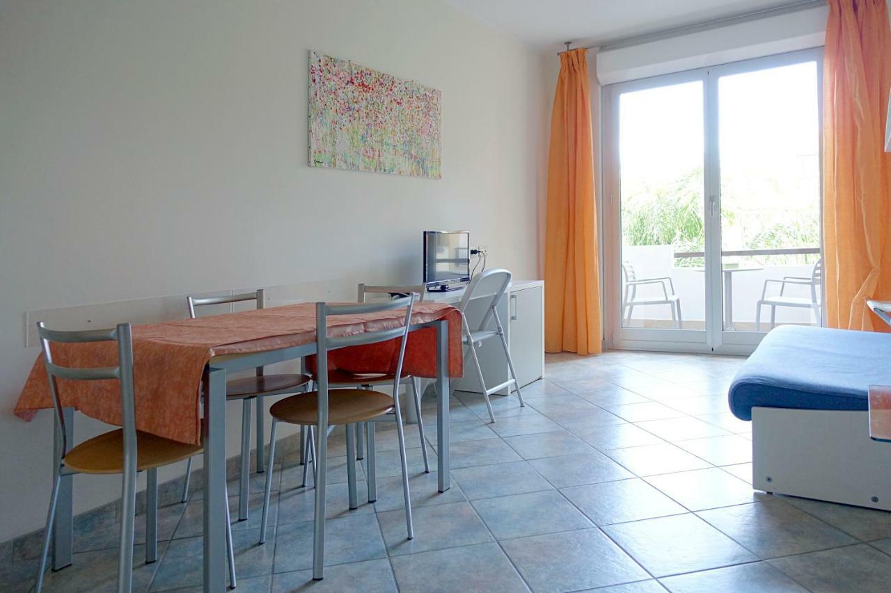 Residence Greco San Bartolomeo Al Mare Exterior foto